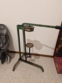 Tappatrice a colonna MONDIAL