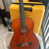 Chitarra basica come nuova