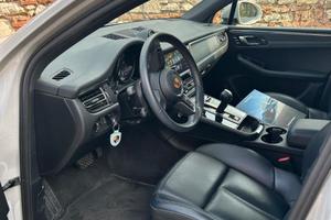 Porsche Macan 2022