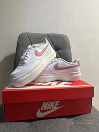 SCARPA NIKE DONNA
