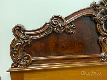 Letto matrimoniale in noce e radica perfetto