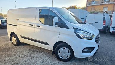 FORD Transit Custom 300 2.0 TDCi 130 PC Furgone
