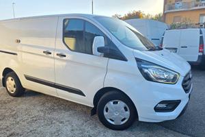 FORD Transit Custom 300 2.0 TDCi 130 PC Furgone