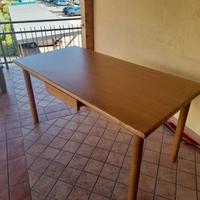 Tavolo sala da pranzo