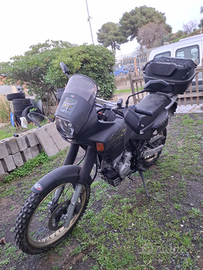 Honda NX 650 Dominator