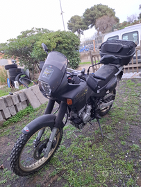 Honda NX 650 Dominator