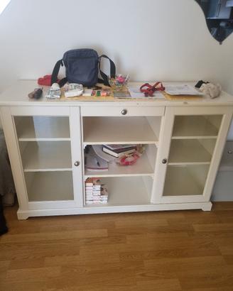 mobile bianco 