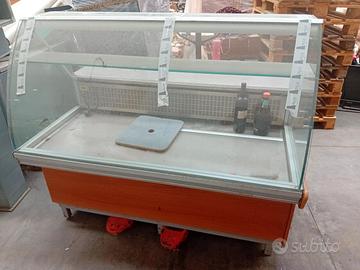 Vetrina refrigerata per bar