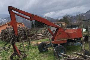 Caricatore forestale/ carica letame