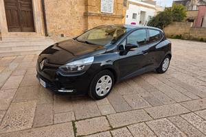 Renault clio 1.2 benzina GPL 75 cavalli Anno 2017