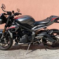 Triumph Street Triple RS