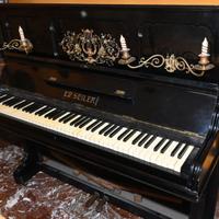 Pianoforte verticale ED SEILER