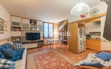 Quadrilocale su due livelli con Box, Via Milano, 4