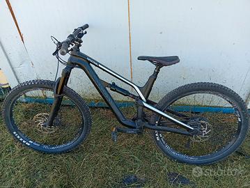 Bicicletta MTB Canyon Spectral