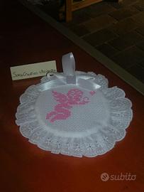 Capoculla bebè punto croce angioletto rosa