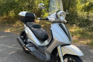 Piaggio Beverly 400