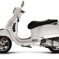 C.e.r.c.o vespa NUOVA LAMBRETTA