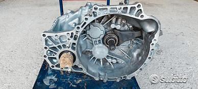 Toyota Rav4 cc.2.2 TD 2013 cambio manuale 6 marce