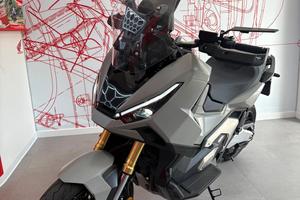 Honda X-ADV 750 depotenziato