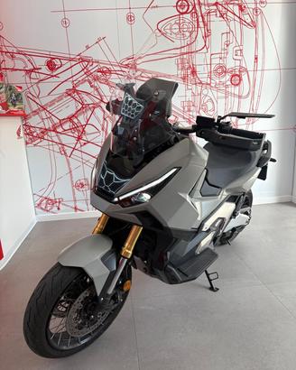 Honda X-ADV 750 depotenziato
