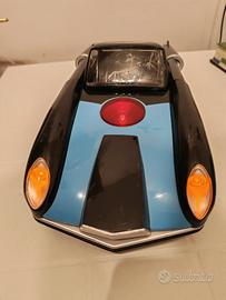Auto radio comandata 