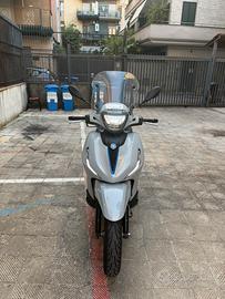BEVERLY 400 s