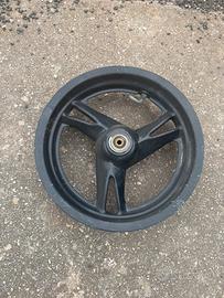 Cerchio f12r anteriore