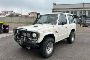 Pajero L040 autocarro