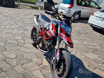 Ducati HYPERMOTARD
