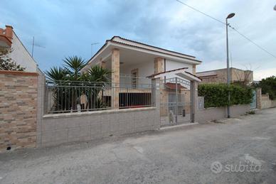 Villa turistica marina di Lizzano