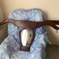 Giogo del 1930 con specchio per arredo.