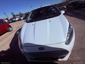 FORD Fiesta 1.4 3p. Bz.- GPL Titanium