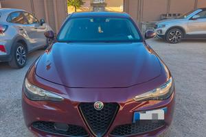Alfa Romeo Giulia 2.2  MT6 diesel manuale