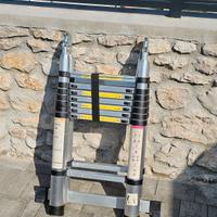 Scala telescopica  alluminio pieghevole (2.5+2,5)
