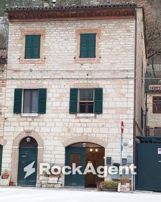 Appartamento di 88 m² con 2 locali a Genga