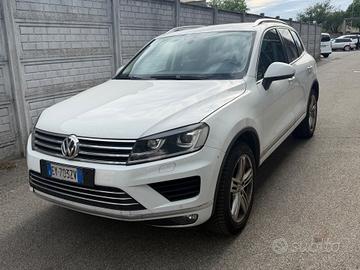 Volkswagen Touareg 3.0 TDI 204 CV tiptronic BlueMo