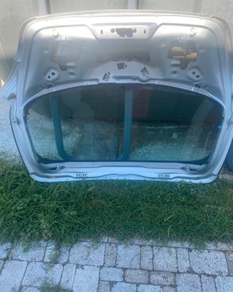 Gratis portellone  danneggiato Peugeot 207 del 201