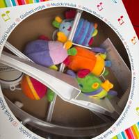 Giostrina musicale colorata