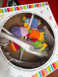 Giostrina musicale colorata