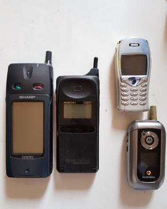 Cellulari Vintage Vari