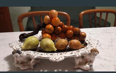 piatto con frutta Capodimonte