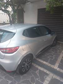RENAULT Clio 4ª serie - 2014