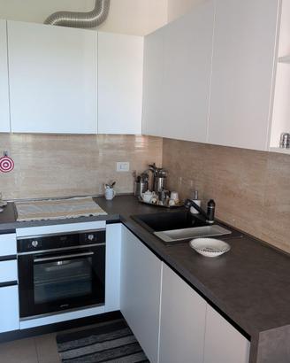 Cucina moderna Marca  Arredo3+ elettrodomestici