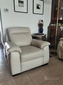 poltrona divani e divani Natuzzi