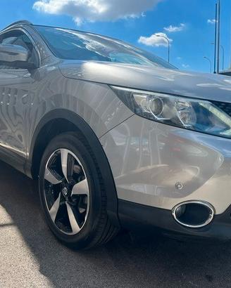 NISSAN QASHQAI TETTO PANORAMICO