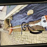 Tagliabordi giardinaggio