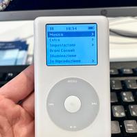 Apple iPod Classic 40GB A1059 4th Gen Working