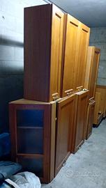 Cucina componibile da mobiletti più tavolo