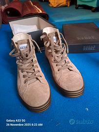 Hogan rebel 10,5 