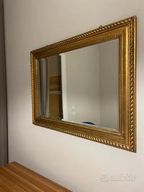 Stock Specchi con Cornice in legno Dorata